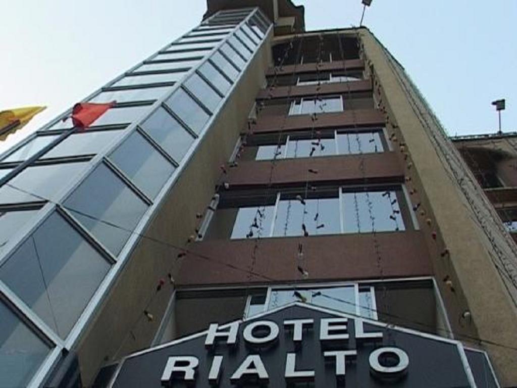 Hotel Rialto Guwahati Dış mekan fotoğraf